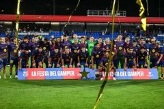 曼城球迷与巴黎球迷：跨越千里的足球情缘故事